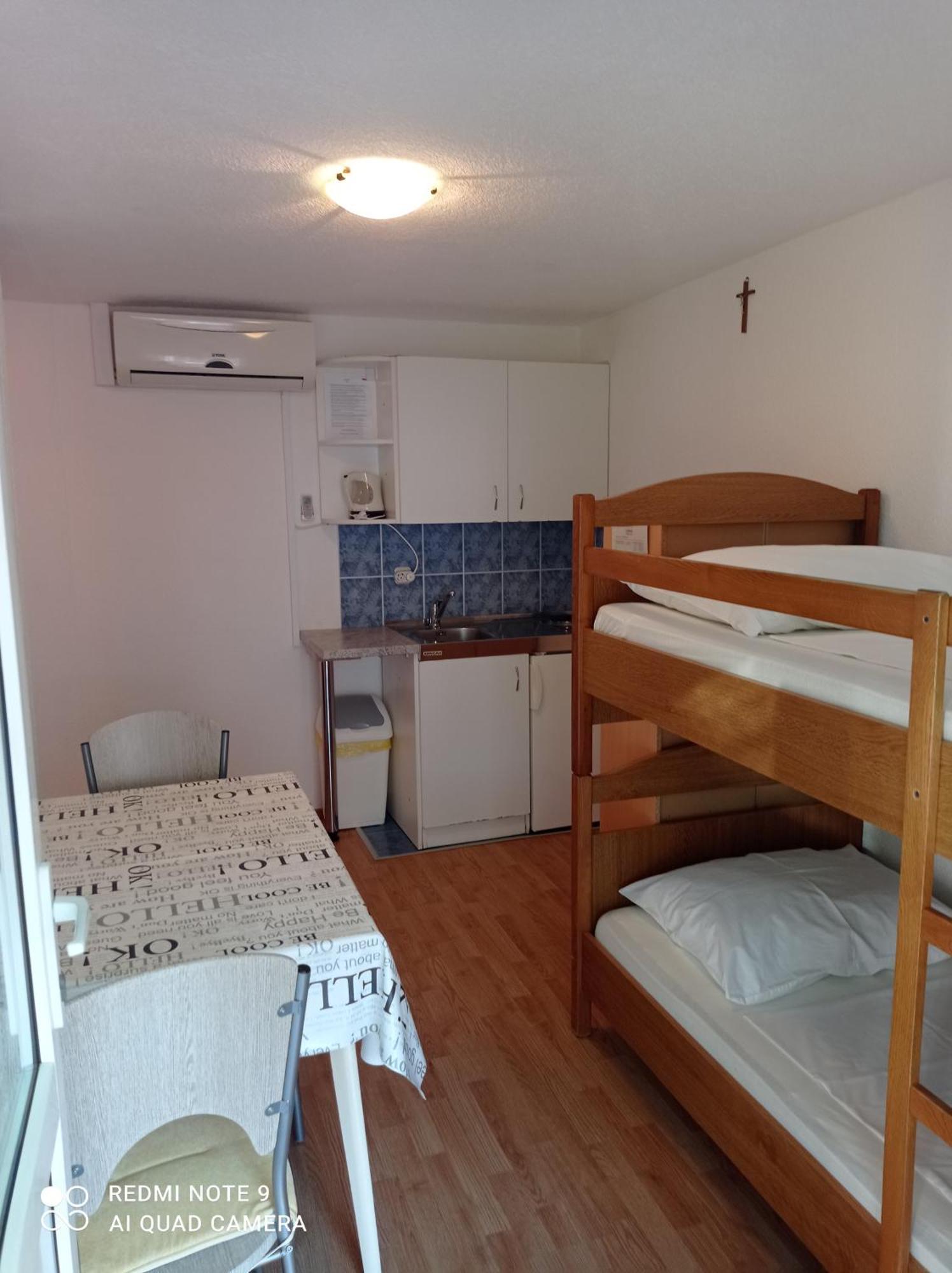 Apartments Mihovil Omiš Habitación foto
