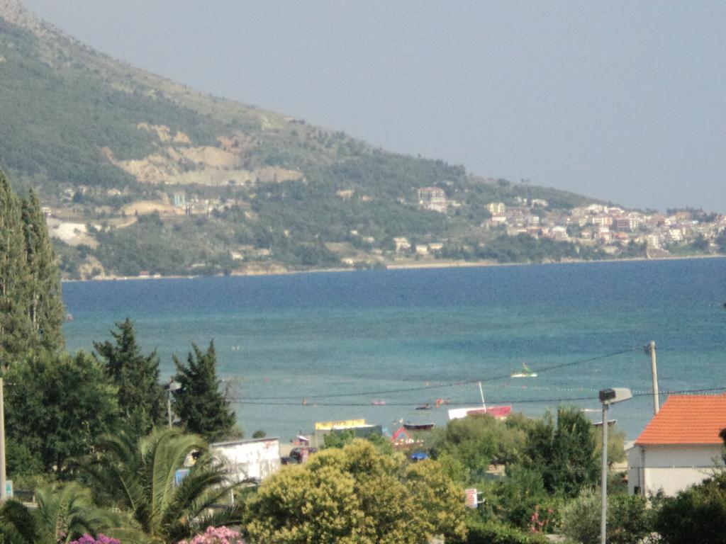Apartments Mihovil Omiš Exterior foto